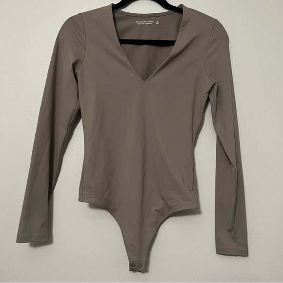 Abercrombie & Fitch Bodysuit Taupe‎ Small Double Lined Long Sleeve - Picture 1 of 4
